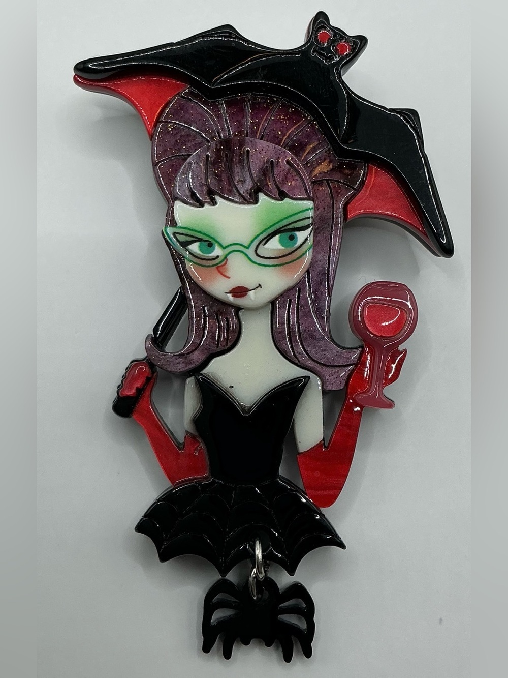 LAYERED ACRYLIC RESIN GOTH VAMPIRE GIRL GLASS SPIDER ARTICULATED BROOCH NWOT